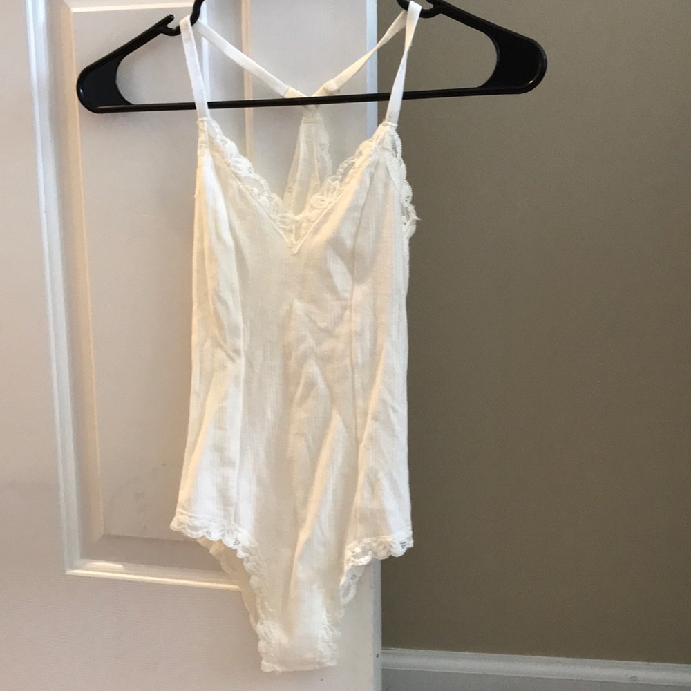 White and lace body suit